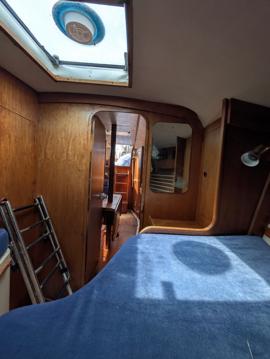 1984 Moody 34