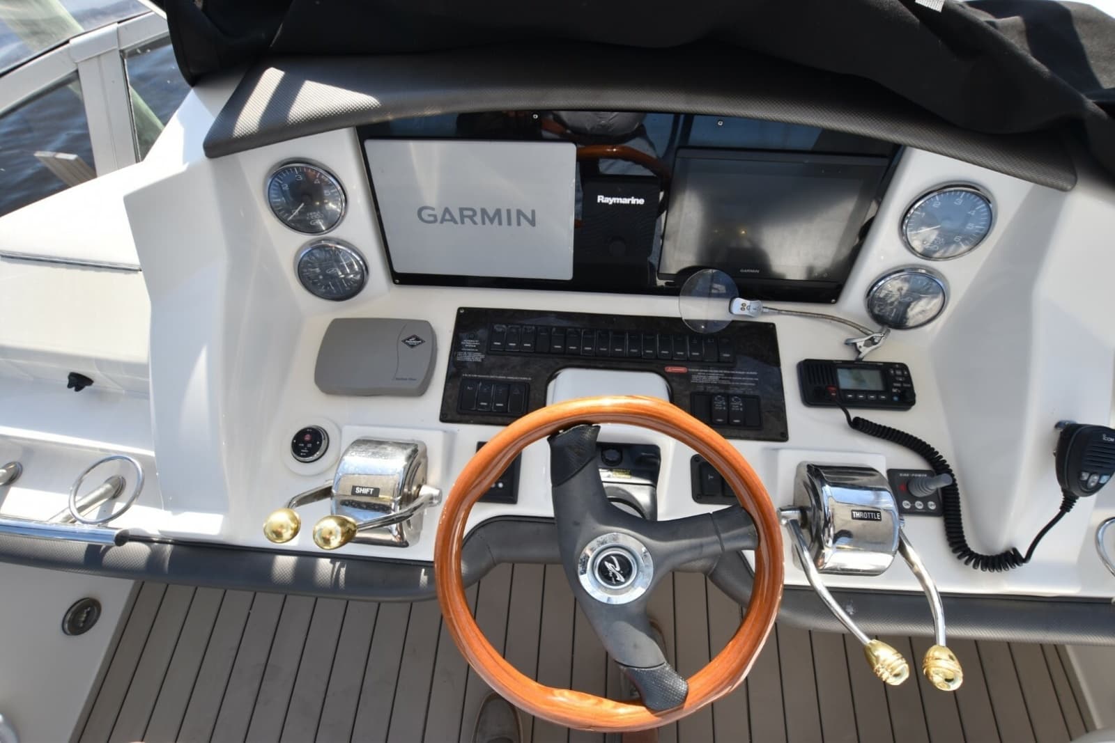 2007 Sea Ray 36 Sedan Bridge