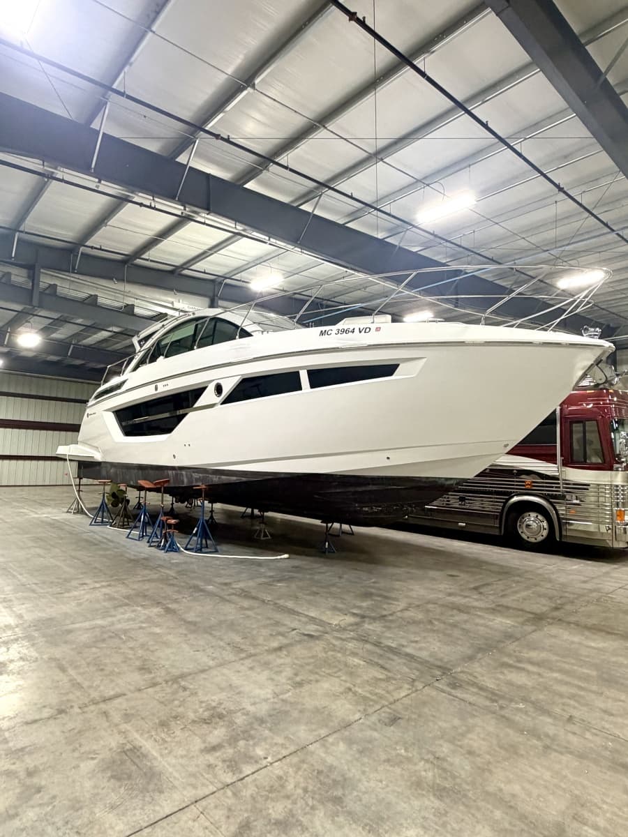 2022 Cruisers 50 Cantius