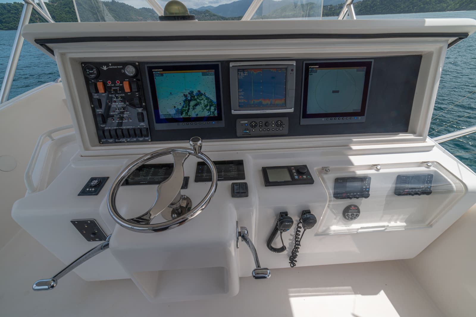 2004 Bertram 570 Convertible