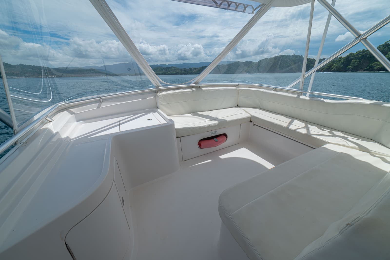 2004 Bertram 570 Convertible