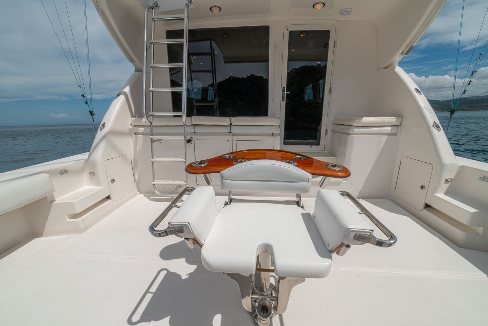2004 Bertram 570 Convertible