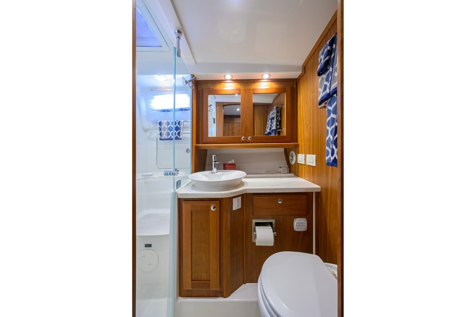 2018 Sabre 45 Salon Express