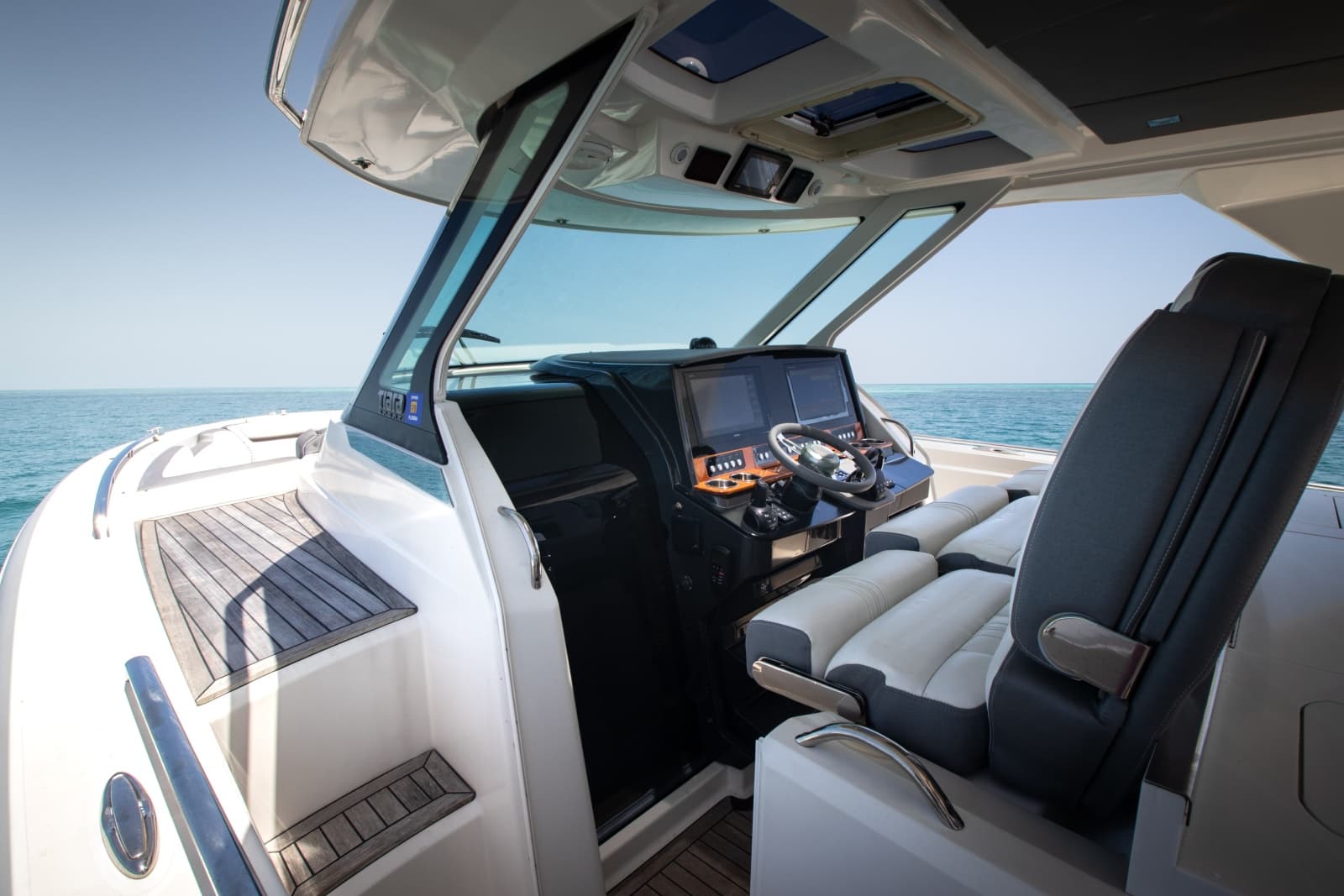 2018 Tiara Sport 