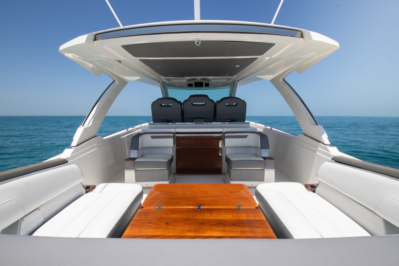 2018 Tiara Sport 
