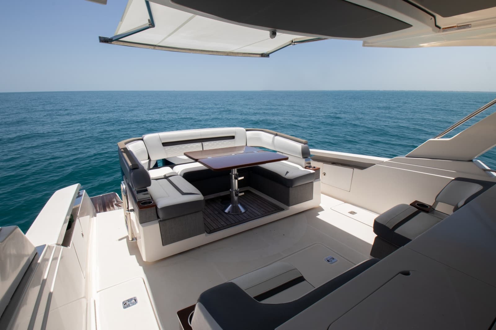 2018 Tiara Sport 