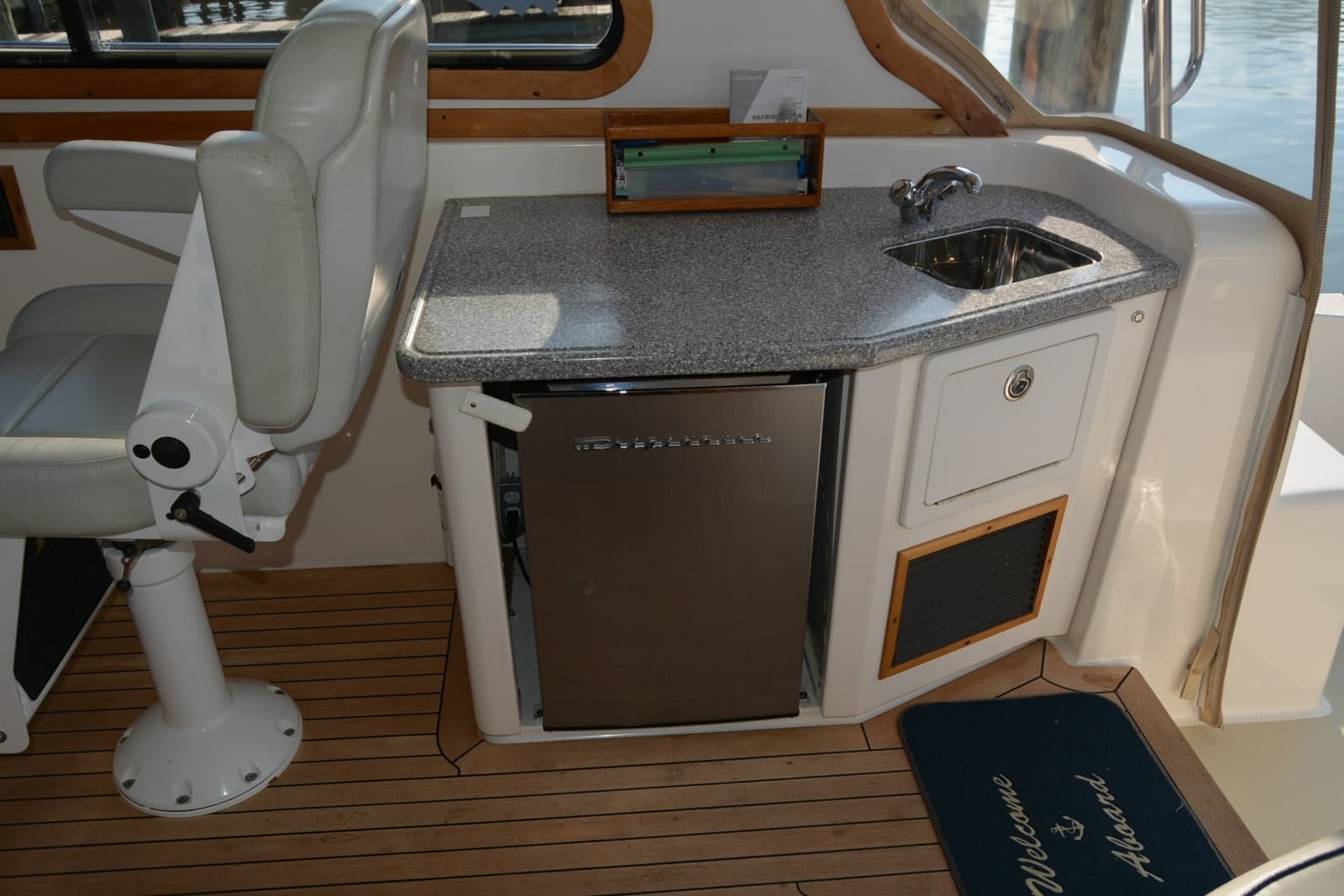 2005 Sabre 38 Express