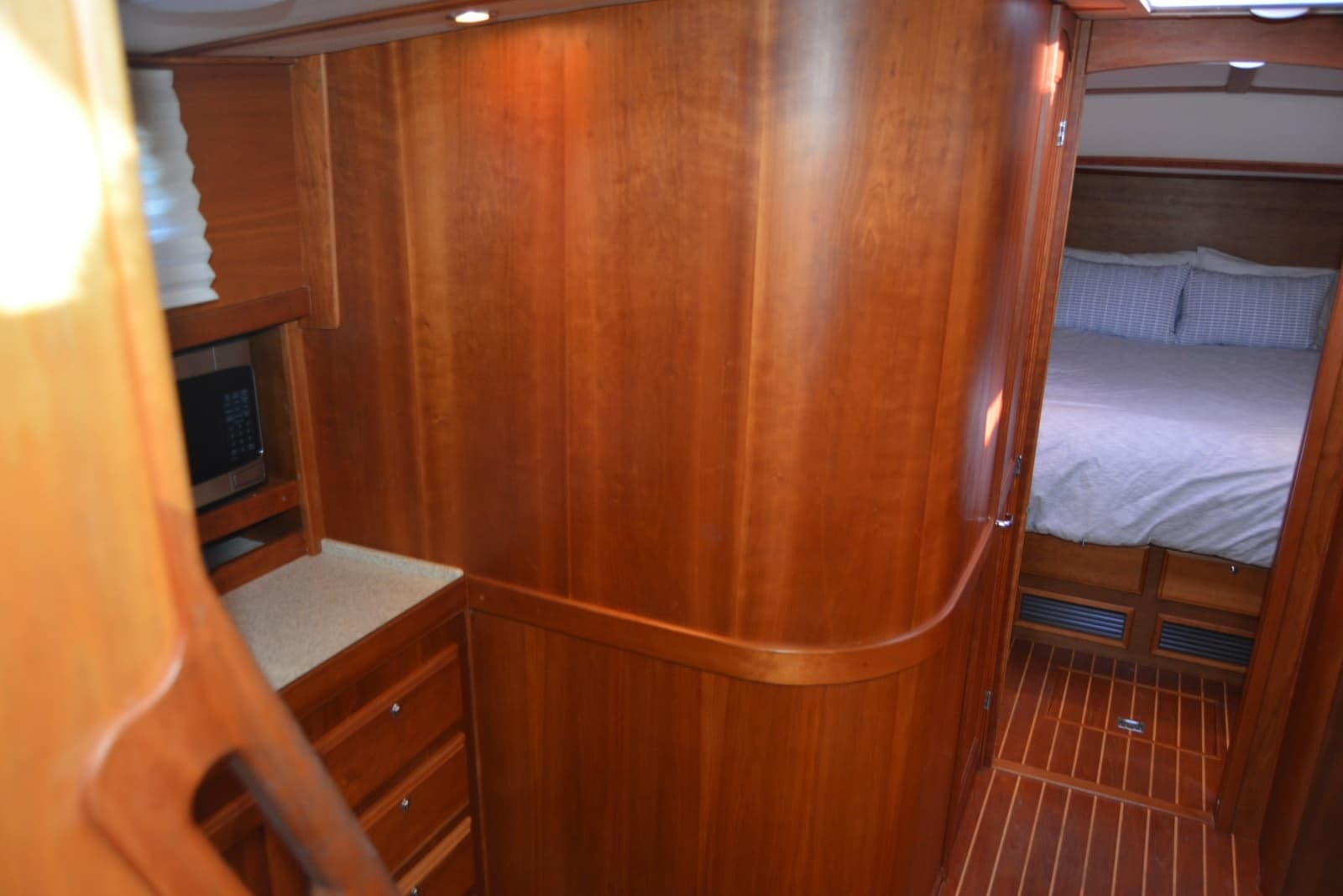 2005 Sabre 38 Express