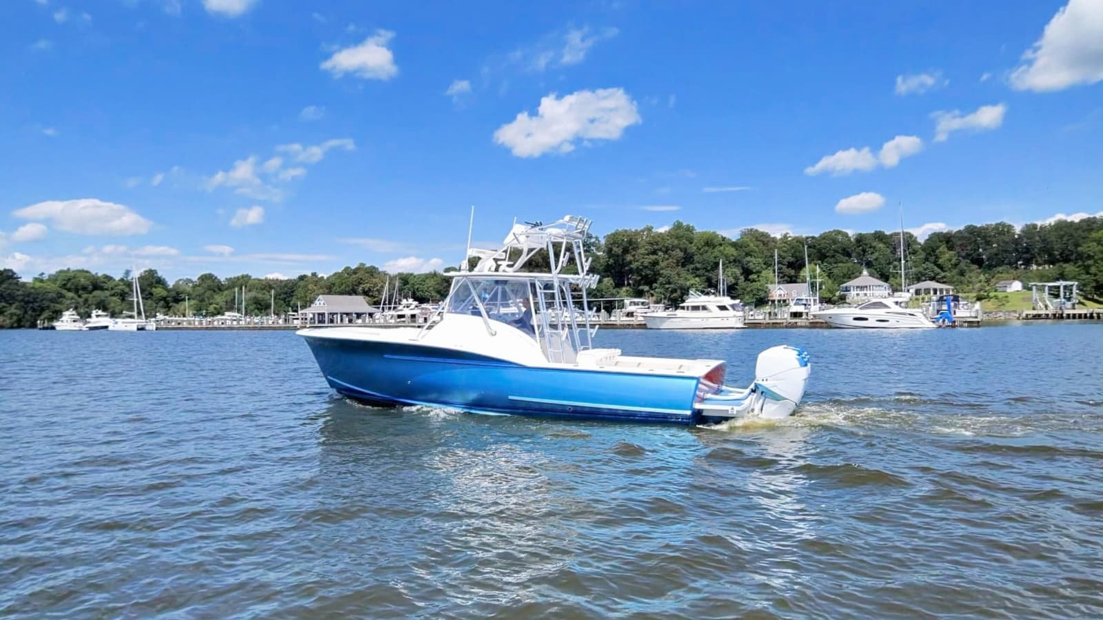 2008 Jarrett Bay 32 Walk Around