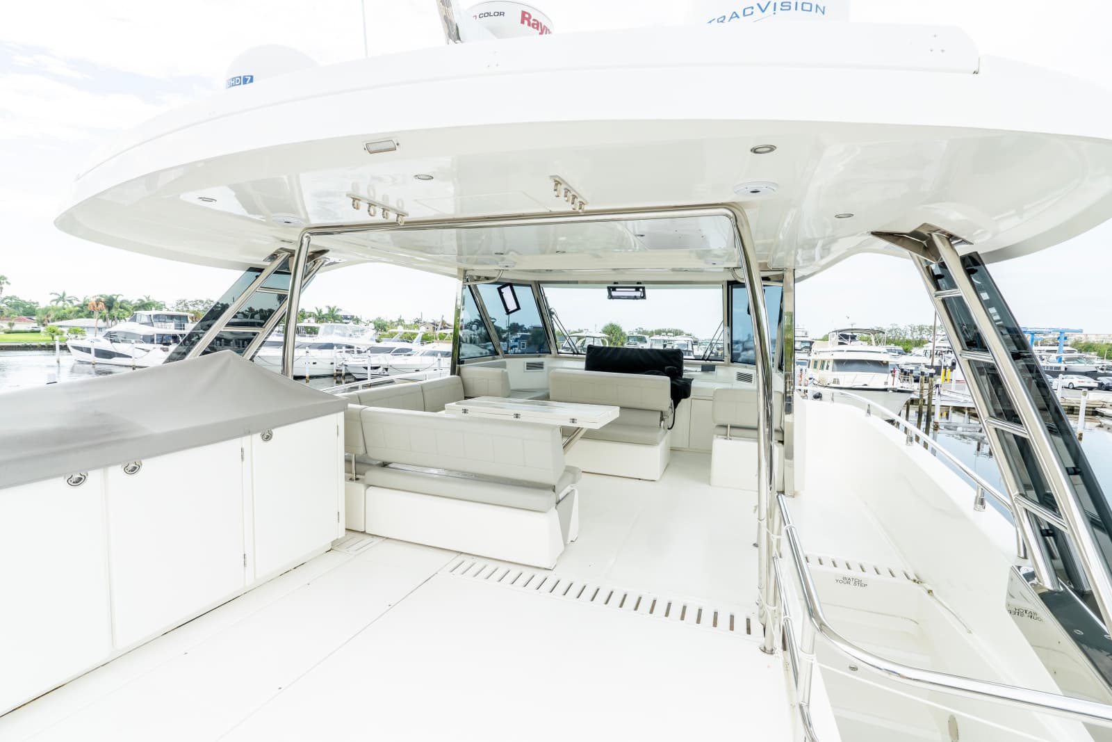 2023 Aquila 54 YACHT