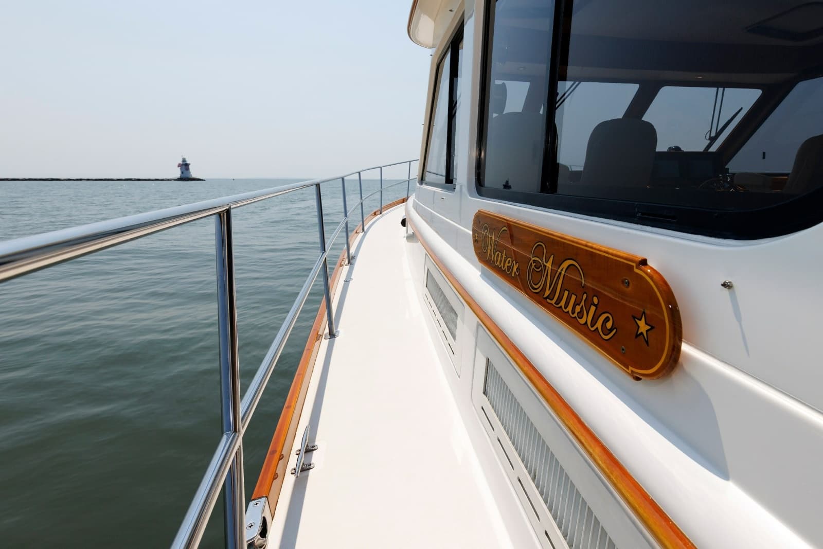 2008 Alden 52 Salon Express