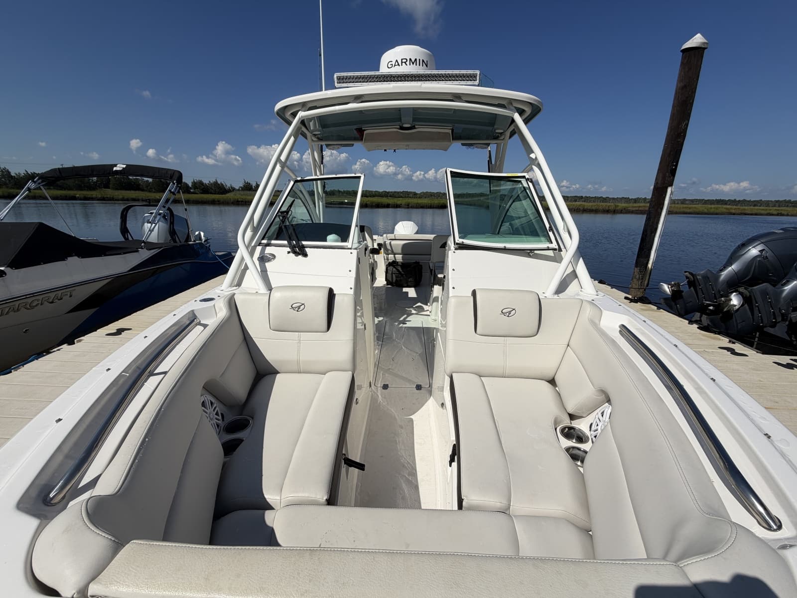 2023 Sailfish 245 DC