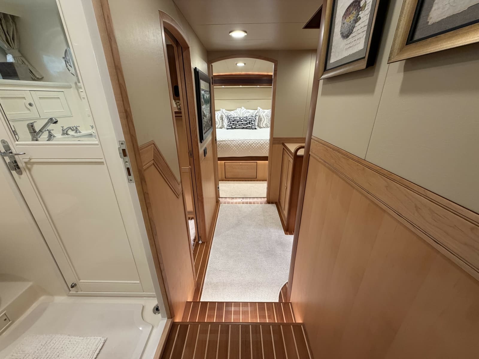 2021 Marlow Explorer 62E