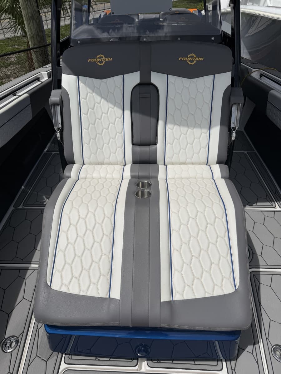 2023 Fountain 38 SC