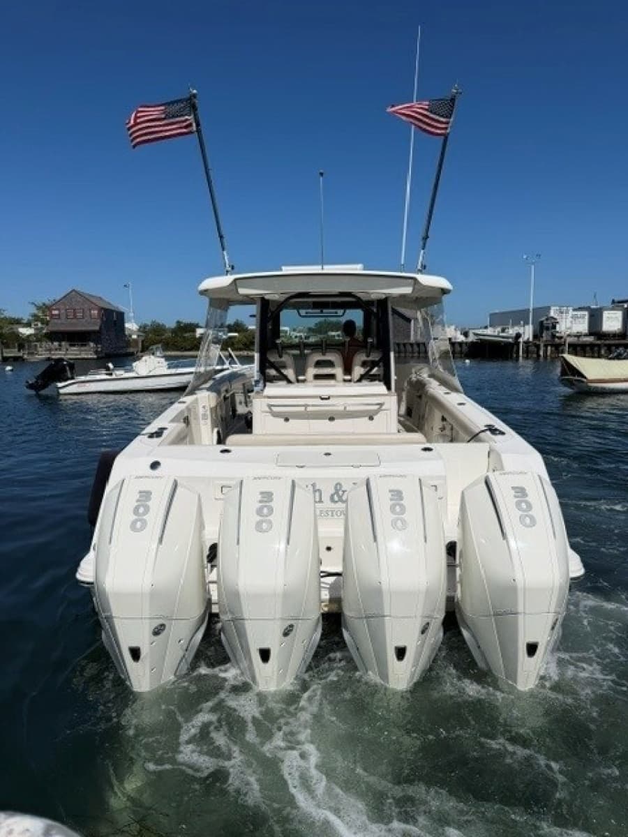 2021 Boston Whaler 380 Outrage