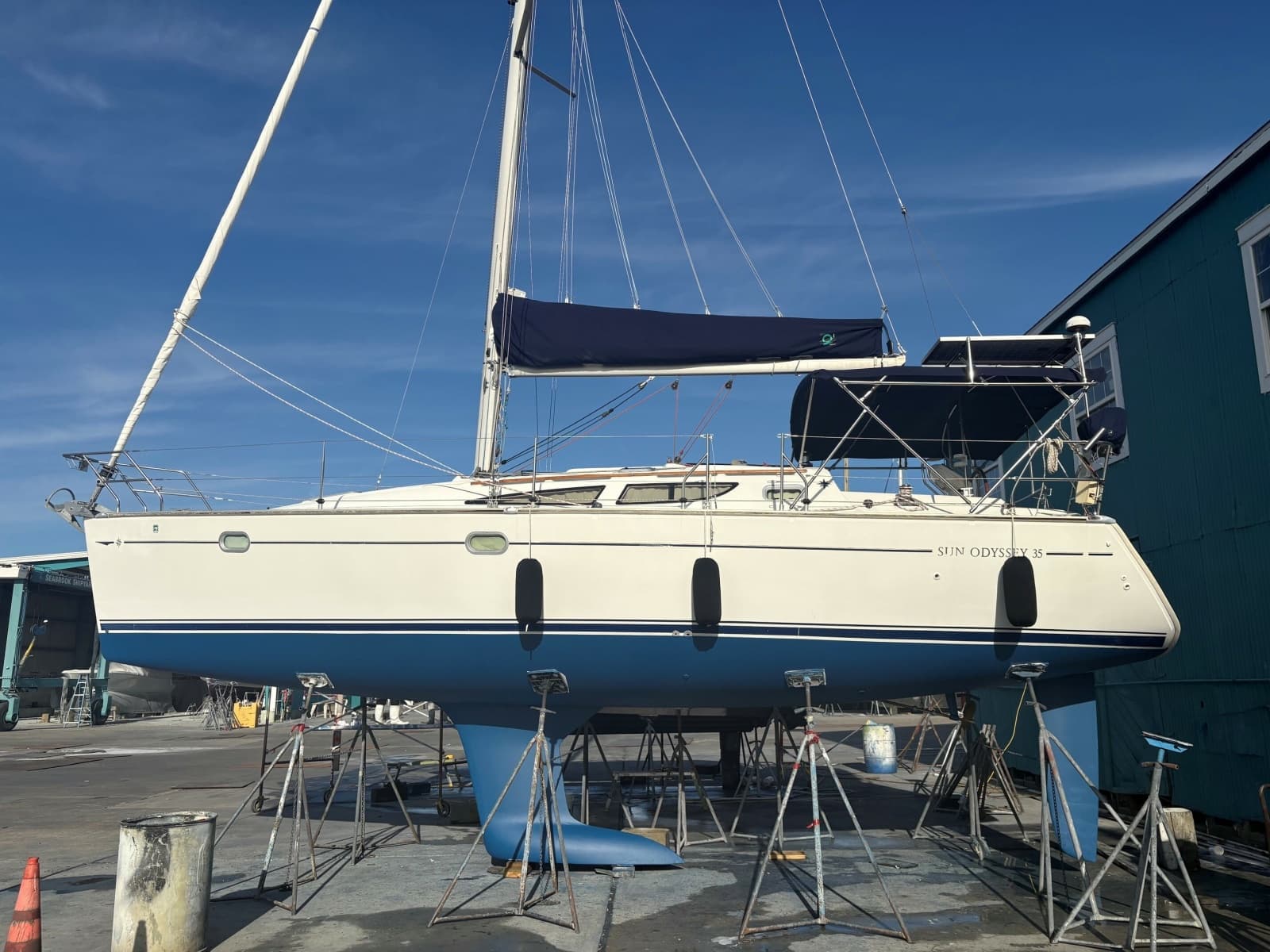2005 Jeanneau Sun Odyssey 35