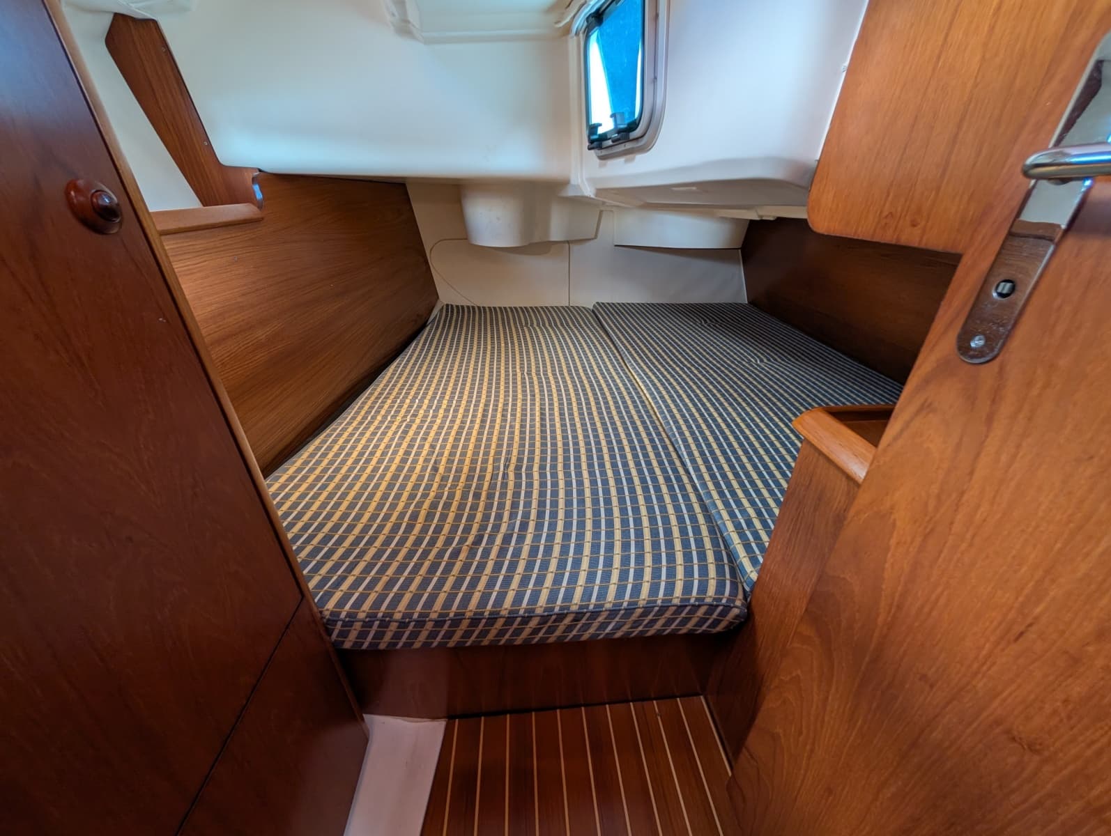 2005 Jeanneau Sun Odyssey 35