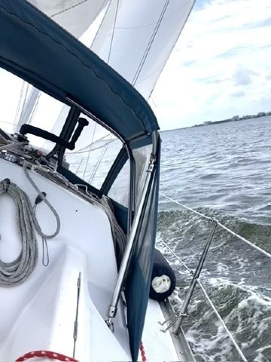 1992 Hunter 33.5