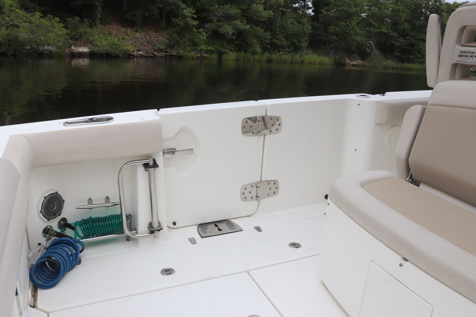 2017 Boston Whaler Outrage