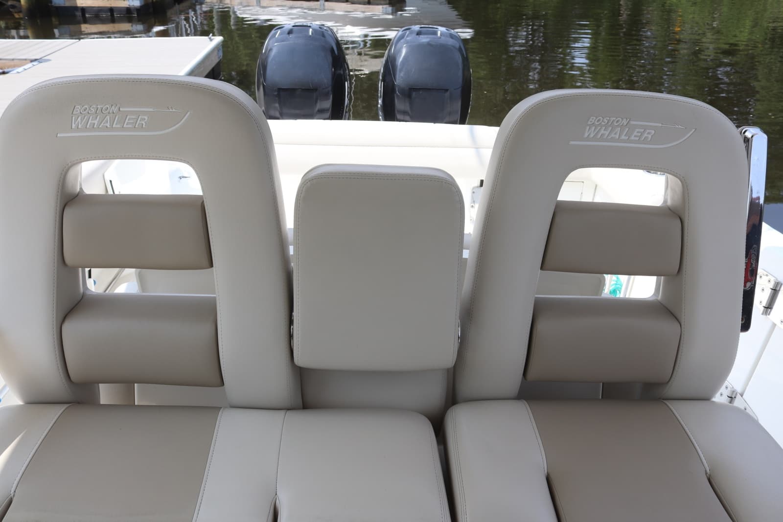 2017 Boston Whaler Outrage