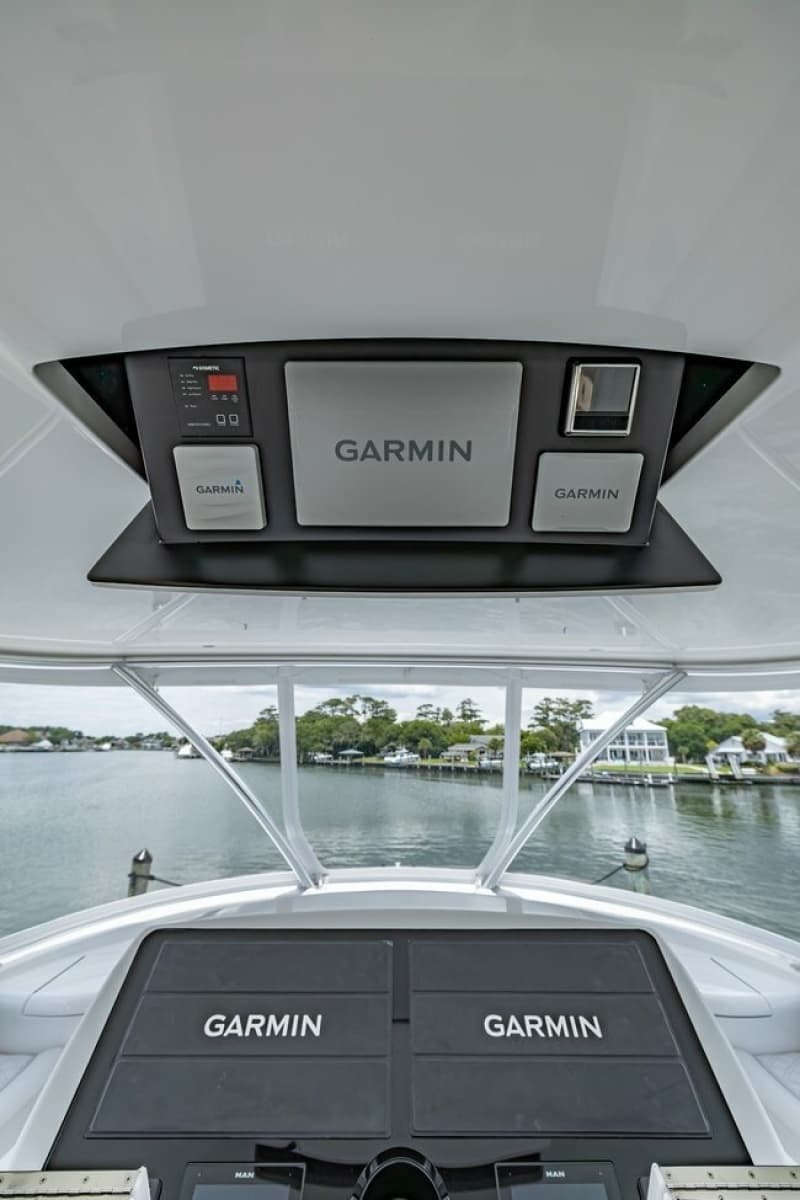 2025 Viking 58 Convertible