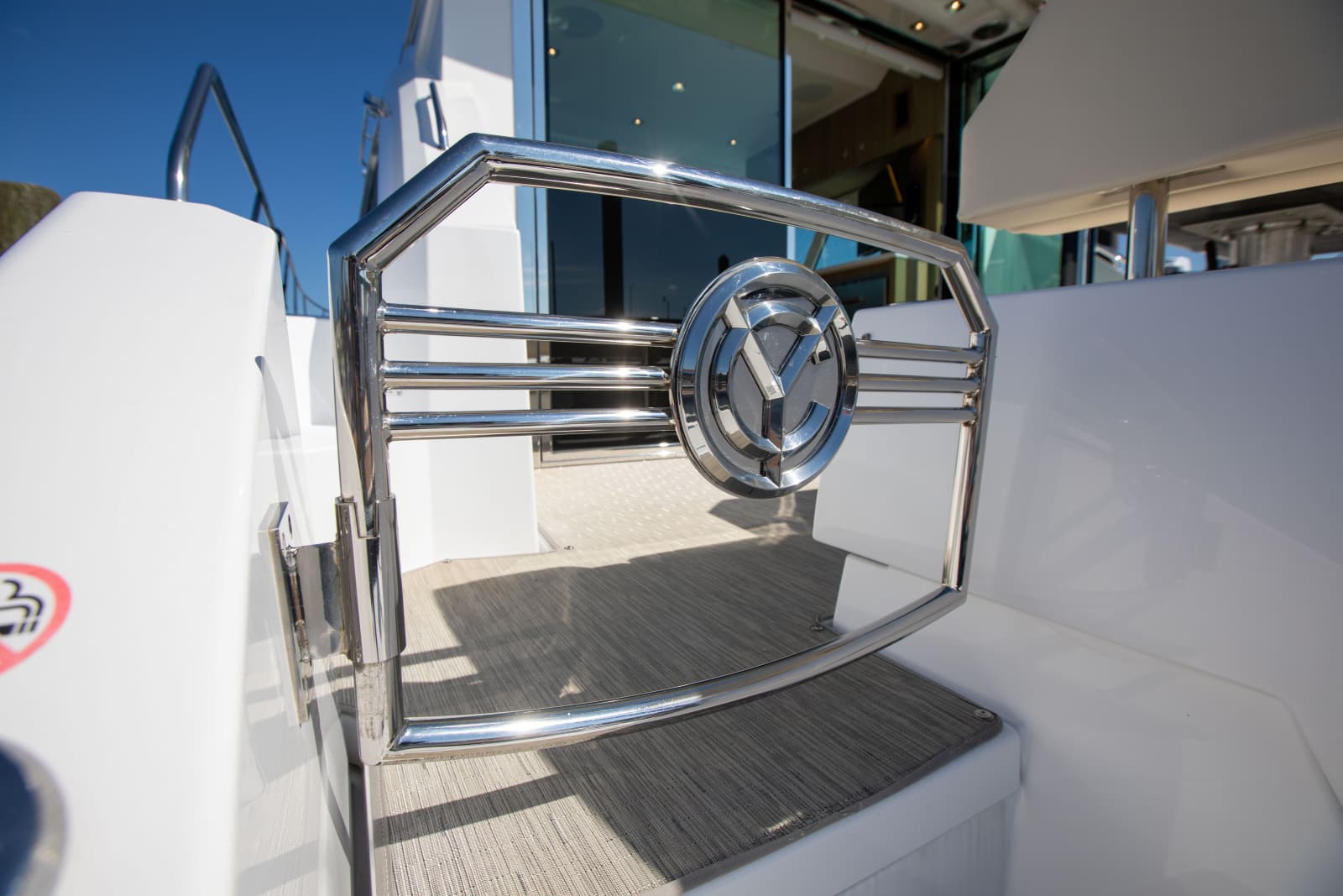 2024 Cruisers Yachts 50 Cantius