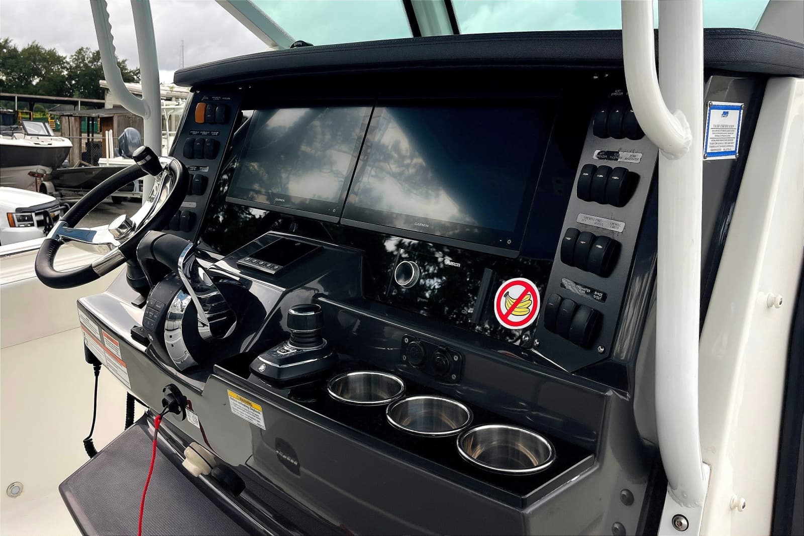 2021 Blackfin 332 CC
