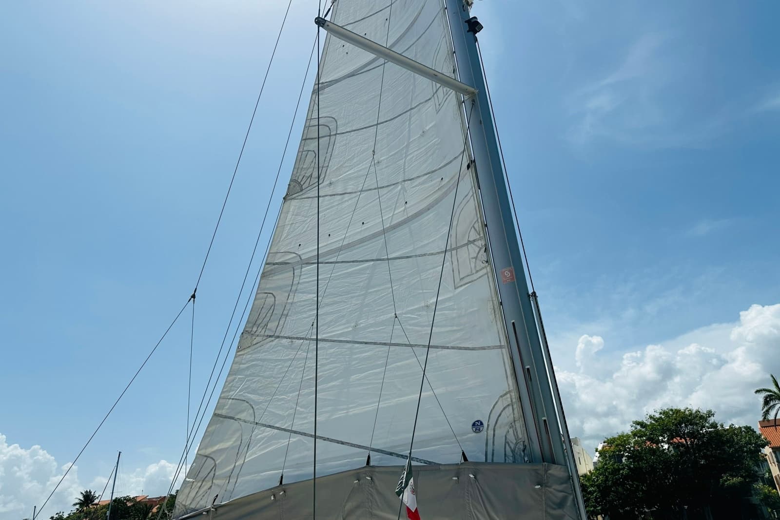 2014 Beneteau Oceanis 48