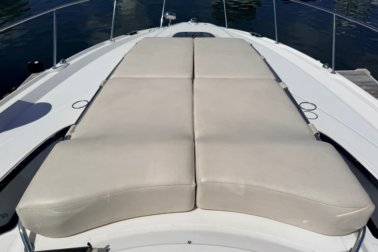 2013 Sea Ray Sundancer 370