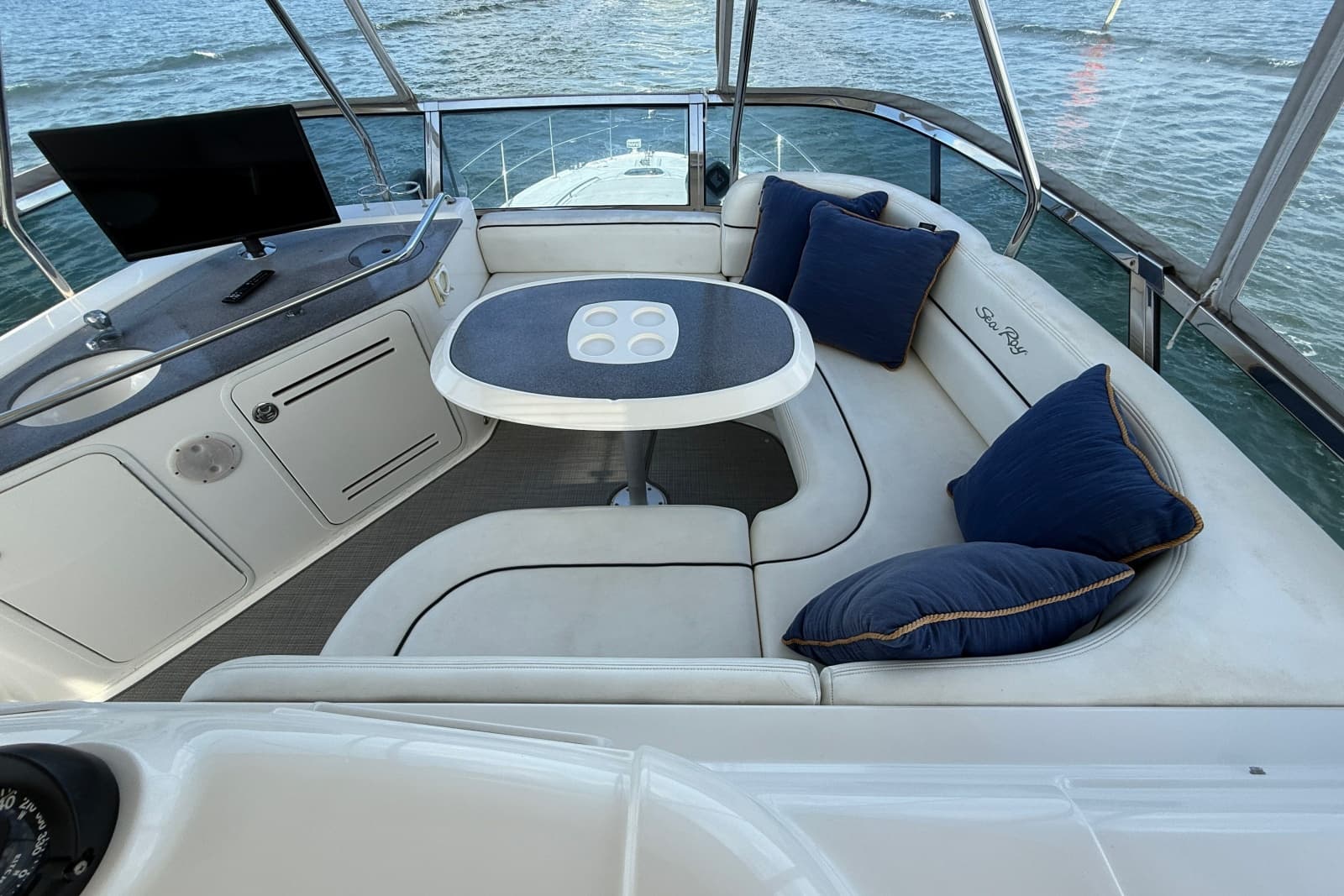 2005 Sea Ray 500 Sedan Bridge