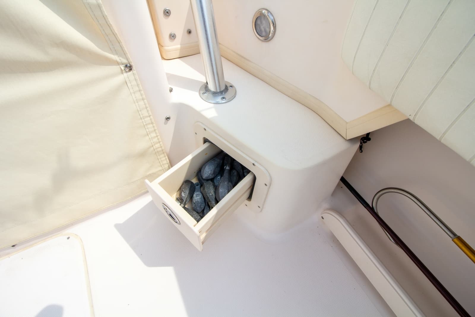 2004 Grady-White Marlin 300