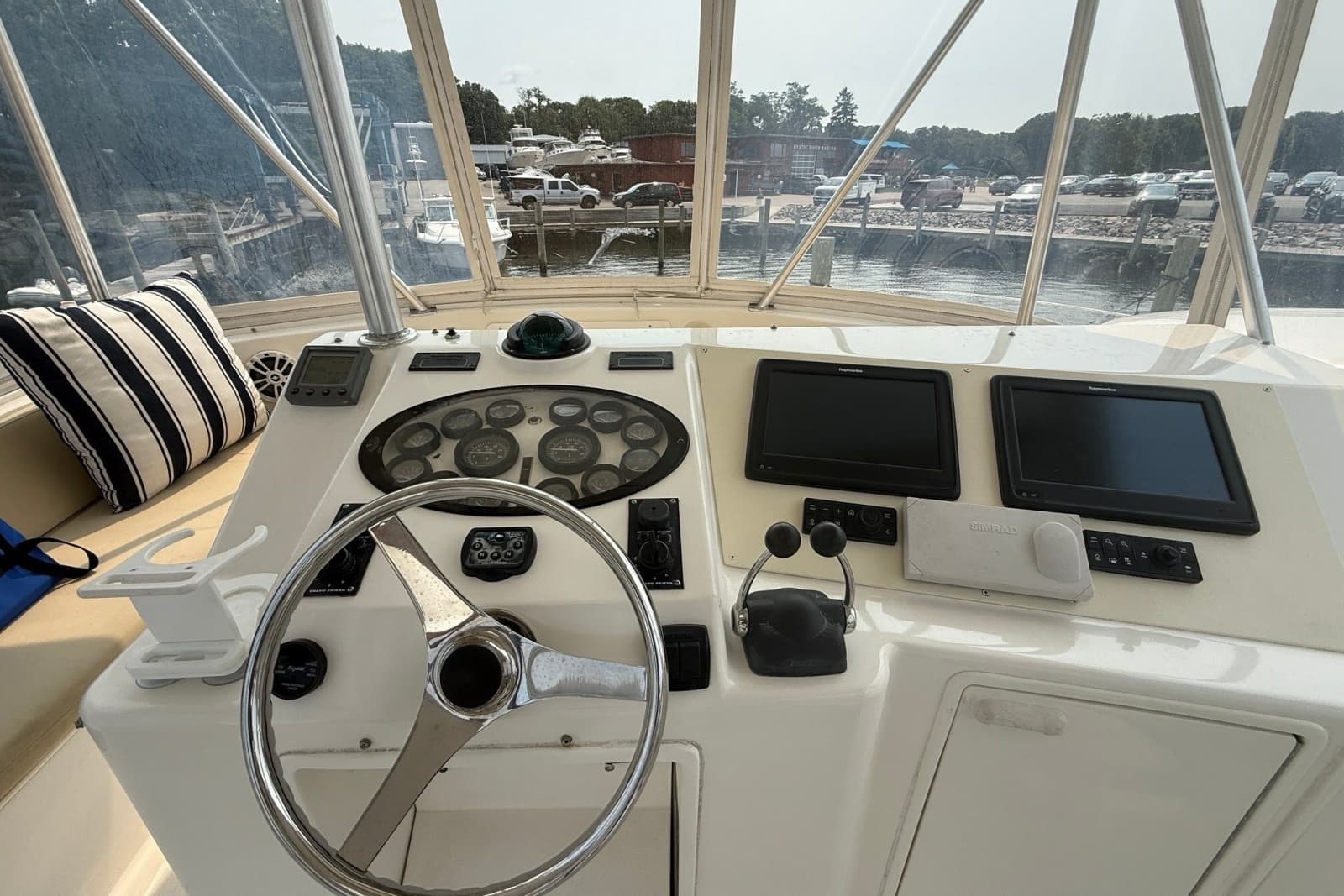 2004 Ocean Yachts 43 Super Sport