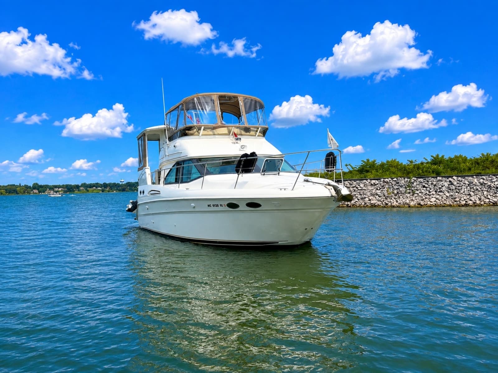 1998 Sea Ray 370 Aft Cabin