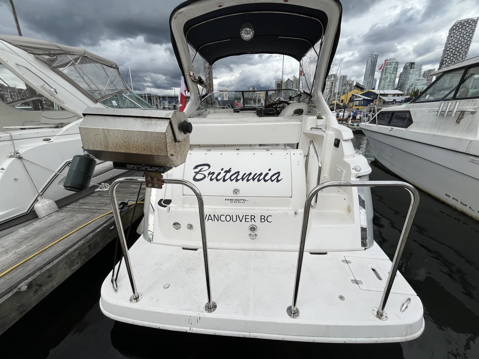 2007 Regal 2860 Window Express