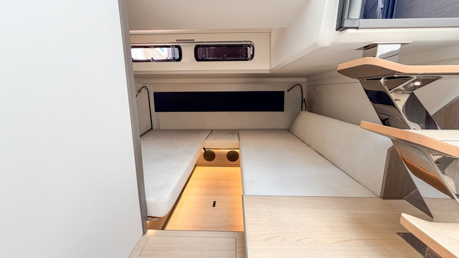 2027 Beneteau Gran Turismo 40