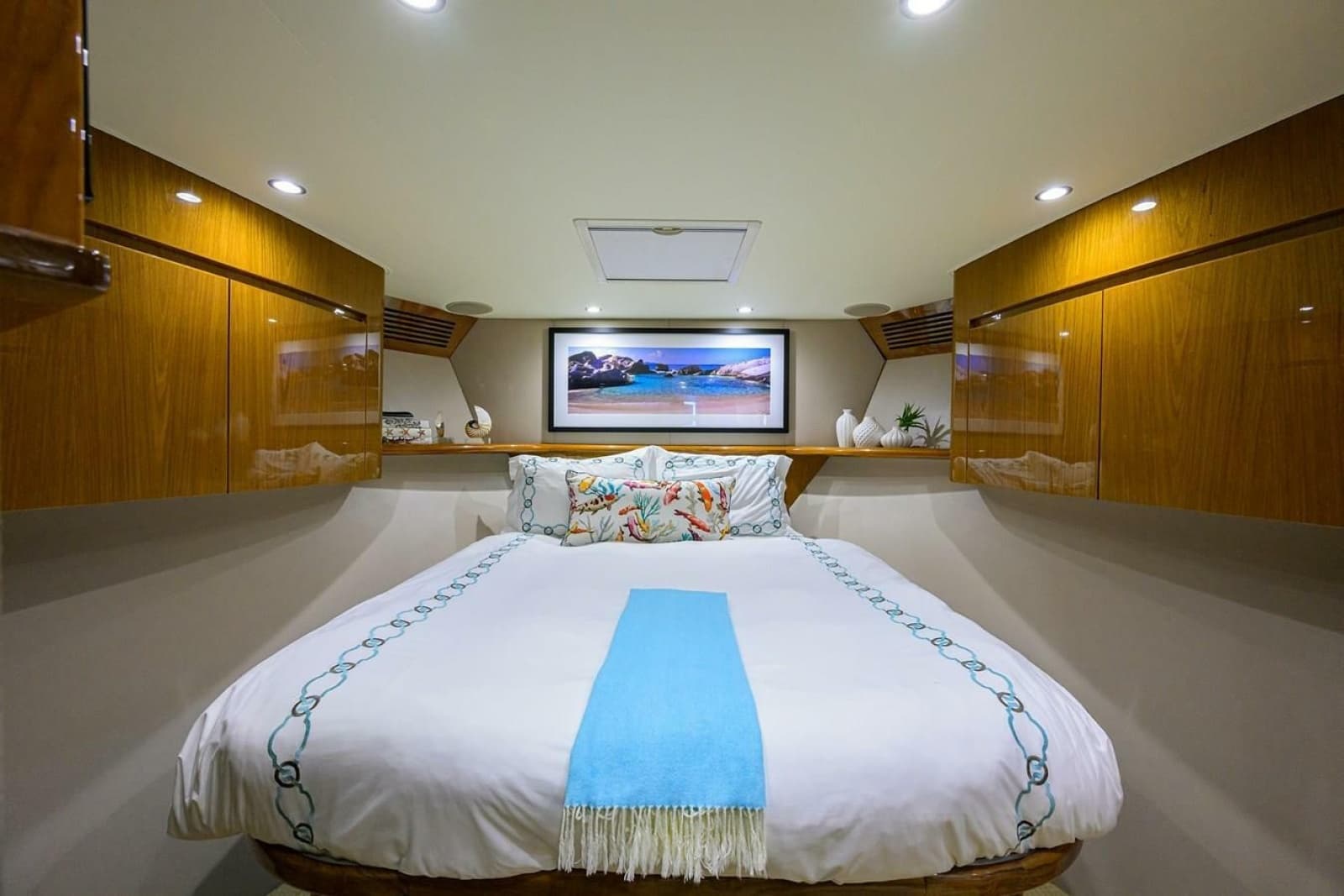 2010 Viking Enclosed Flybridge