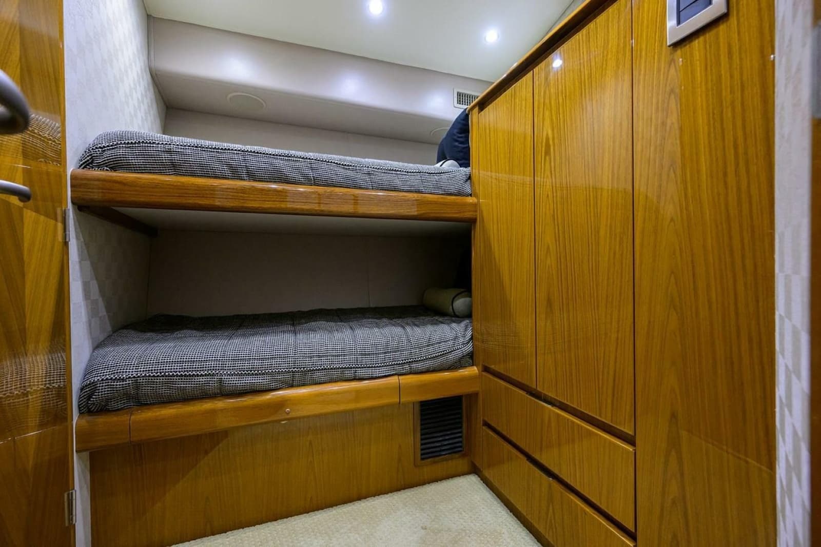 2010 Viking Enclosed Flybridge