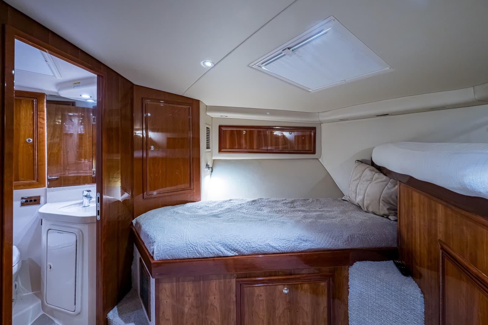 2005 Riviera 51 Flybridge
