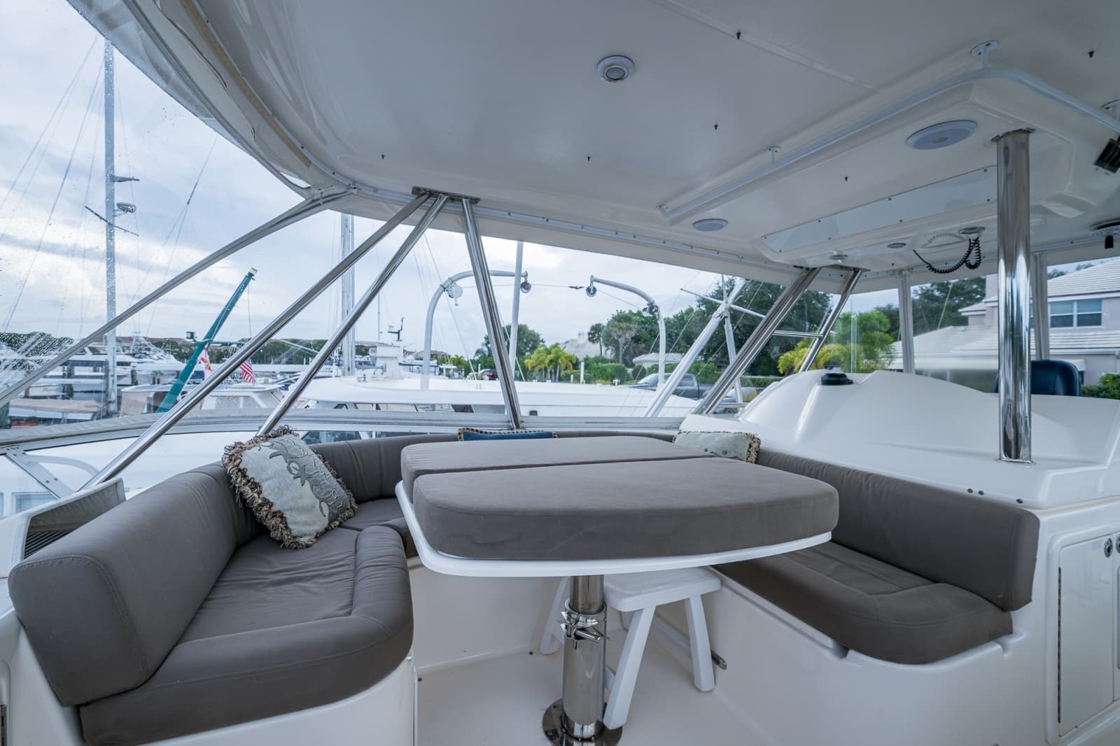 2005 Riviera 51 Flybridge