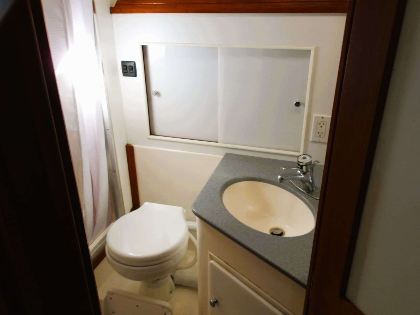1990 Shannon Voyager 36