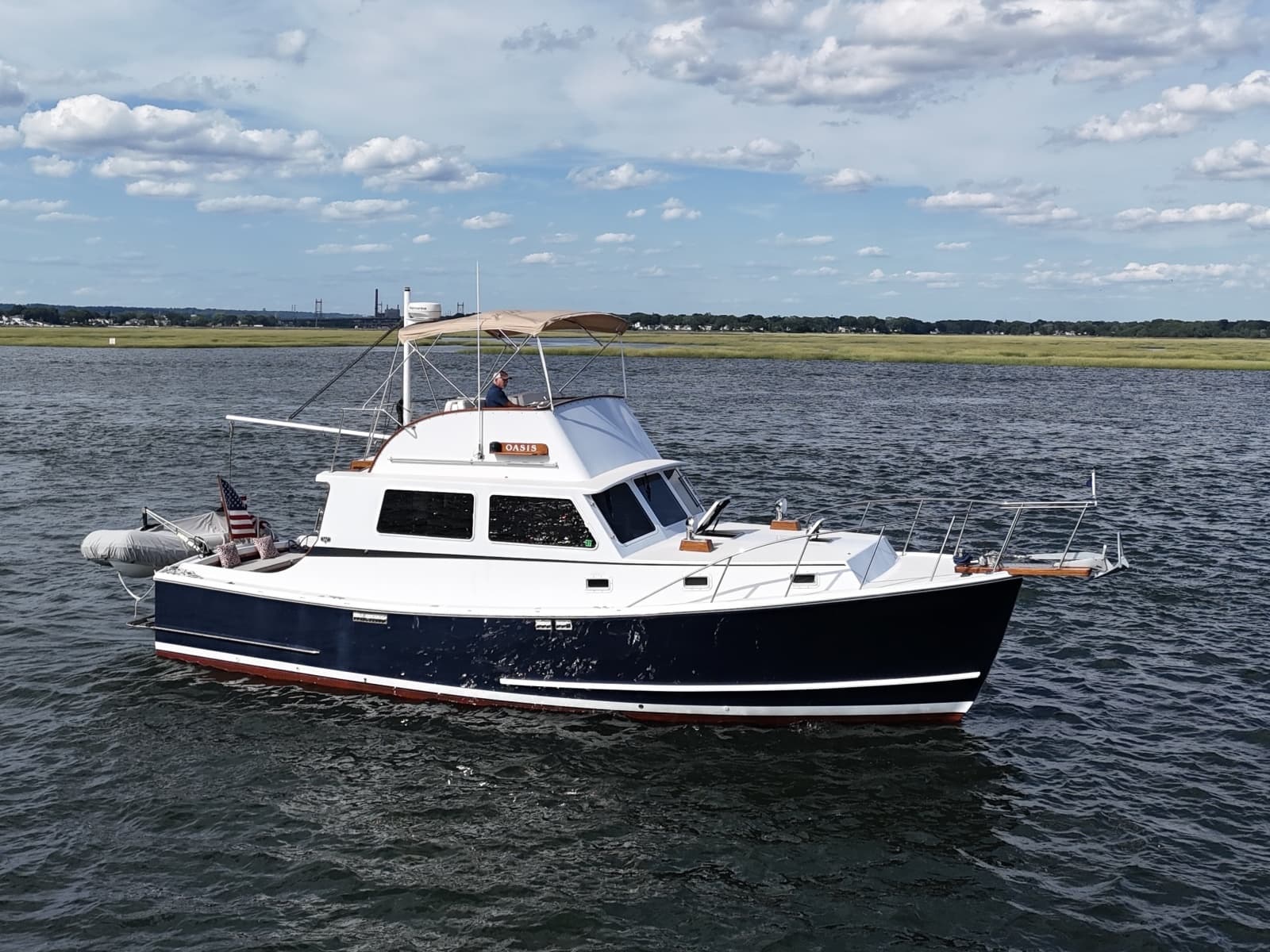 1987 Wilbur Flybridge Cruiser