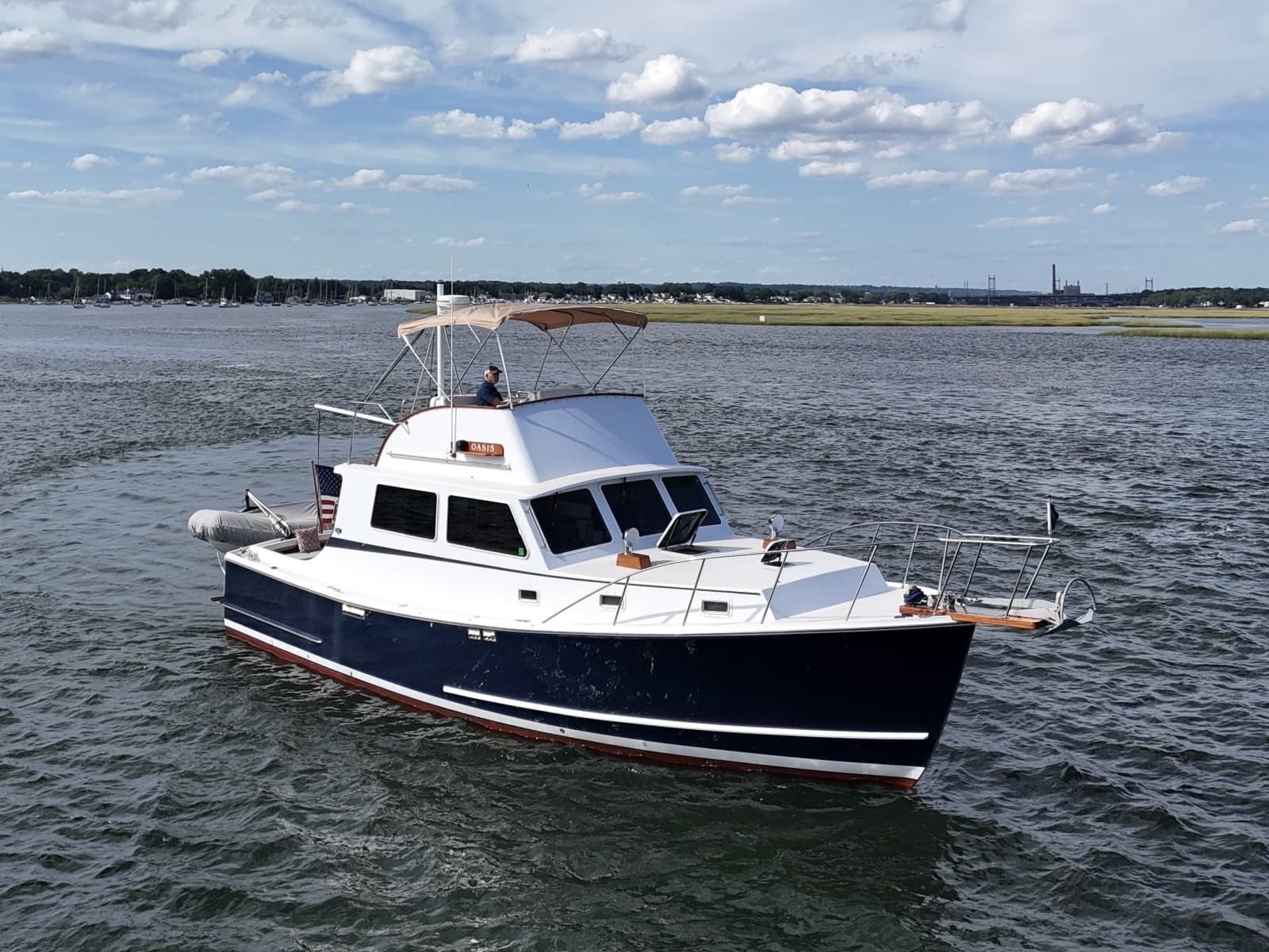 1987 Wilbur Flybridge Cruiser