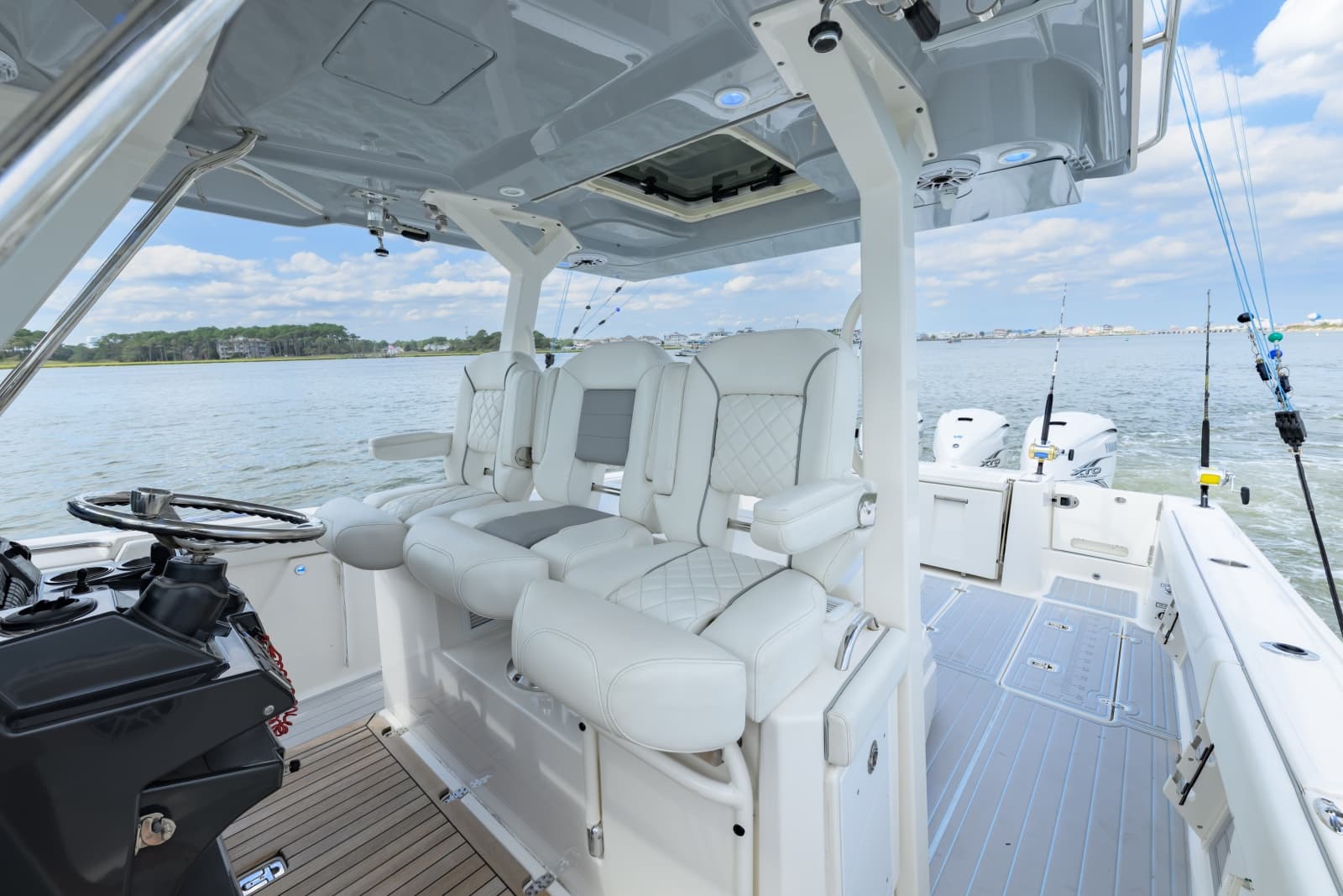 2021 Pursuit S 378 Sport