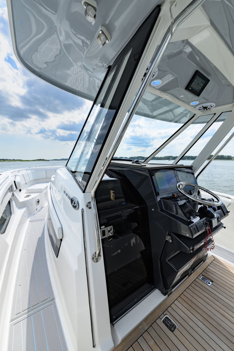 2021 Pursuit S 378 Sport