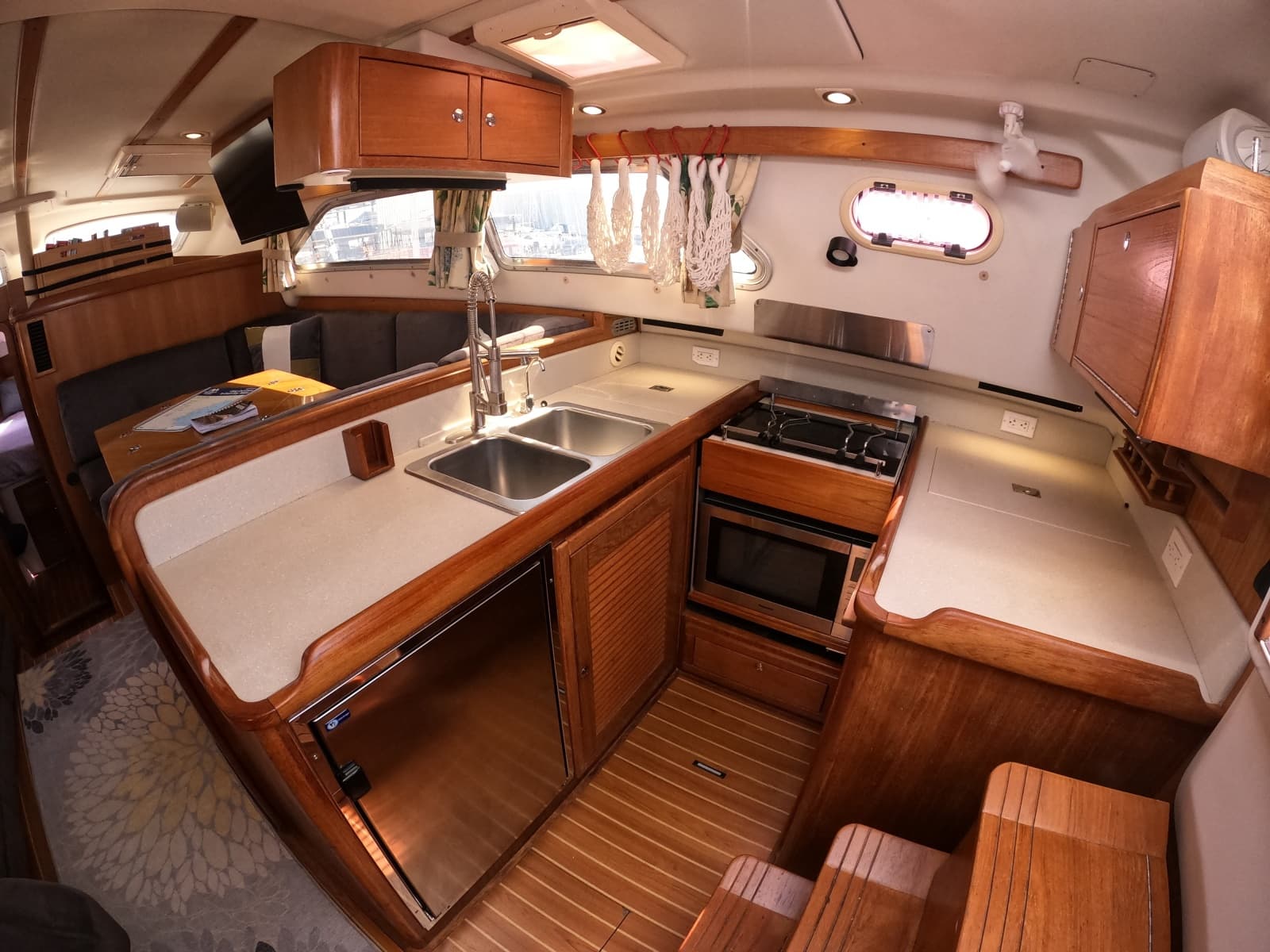 2005 Catalina Morgan 