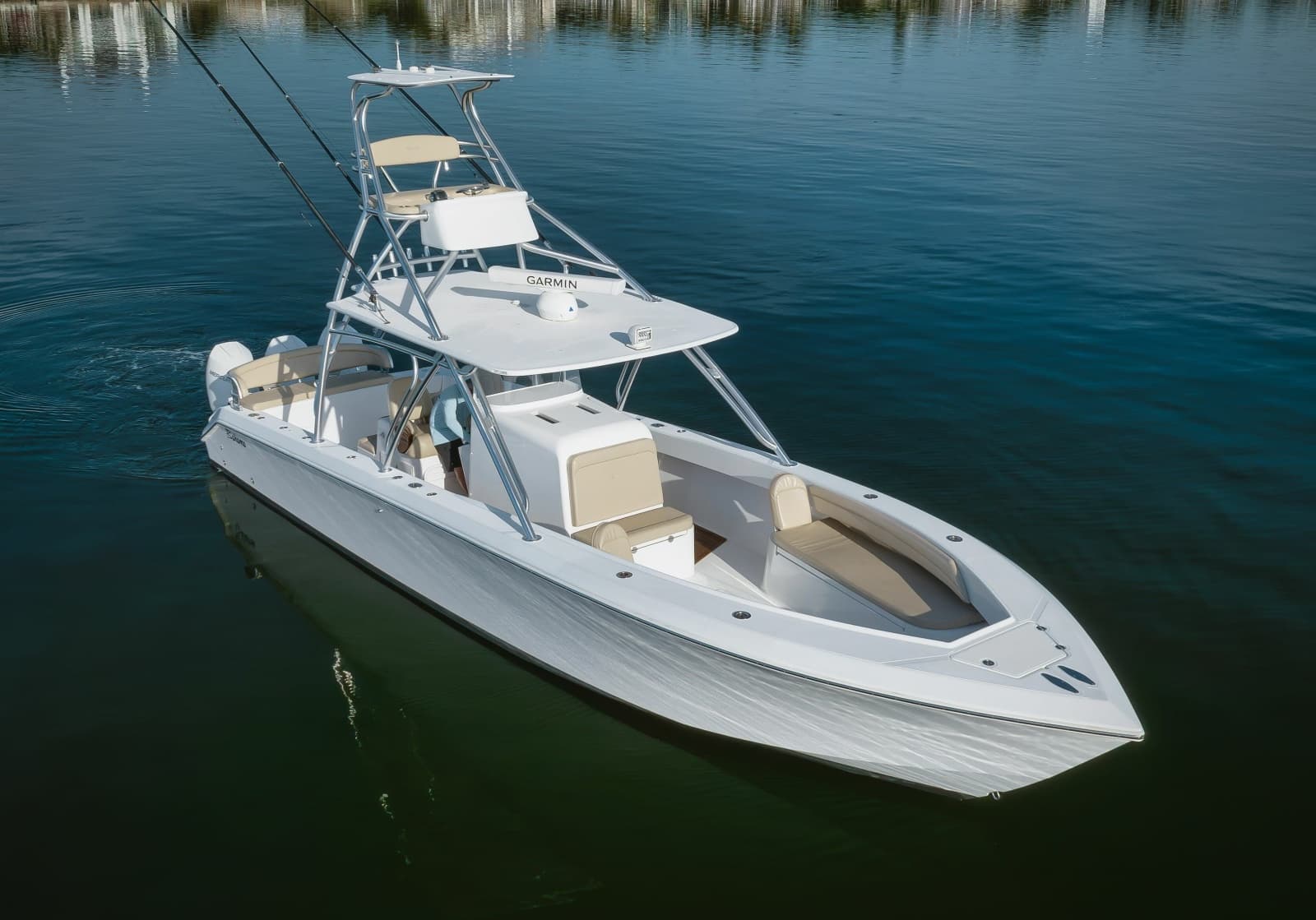 2017 Bahama 37