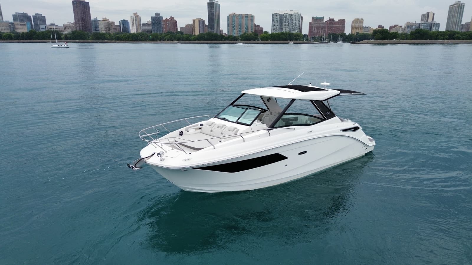 2023 Sea Ray Sundancer 320