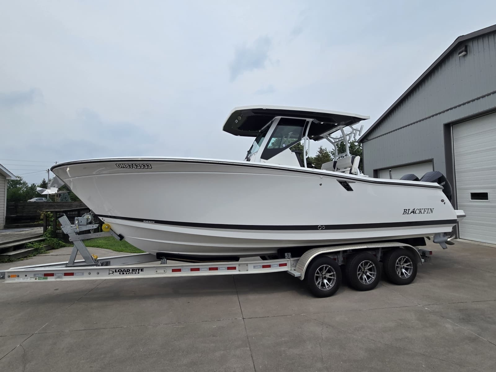 2023 Blackfin 272 CC