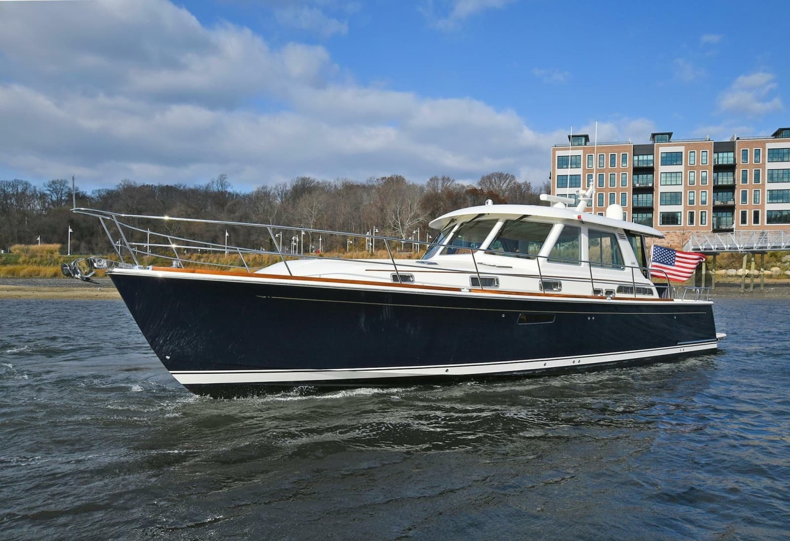 2021 Sabre 48 Salon Express