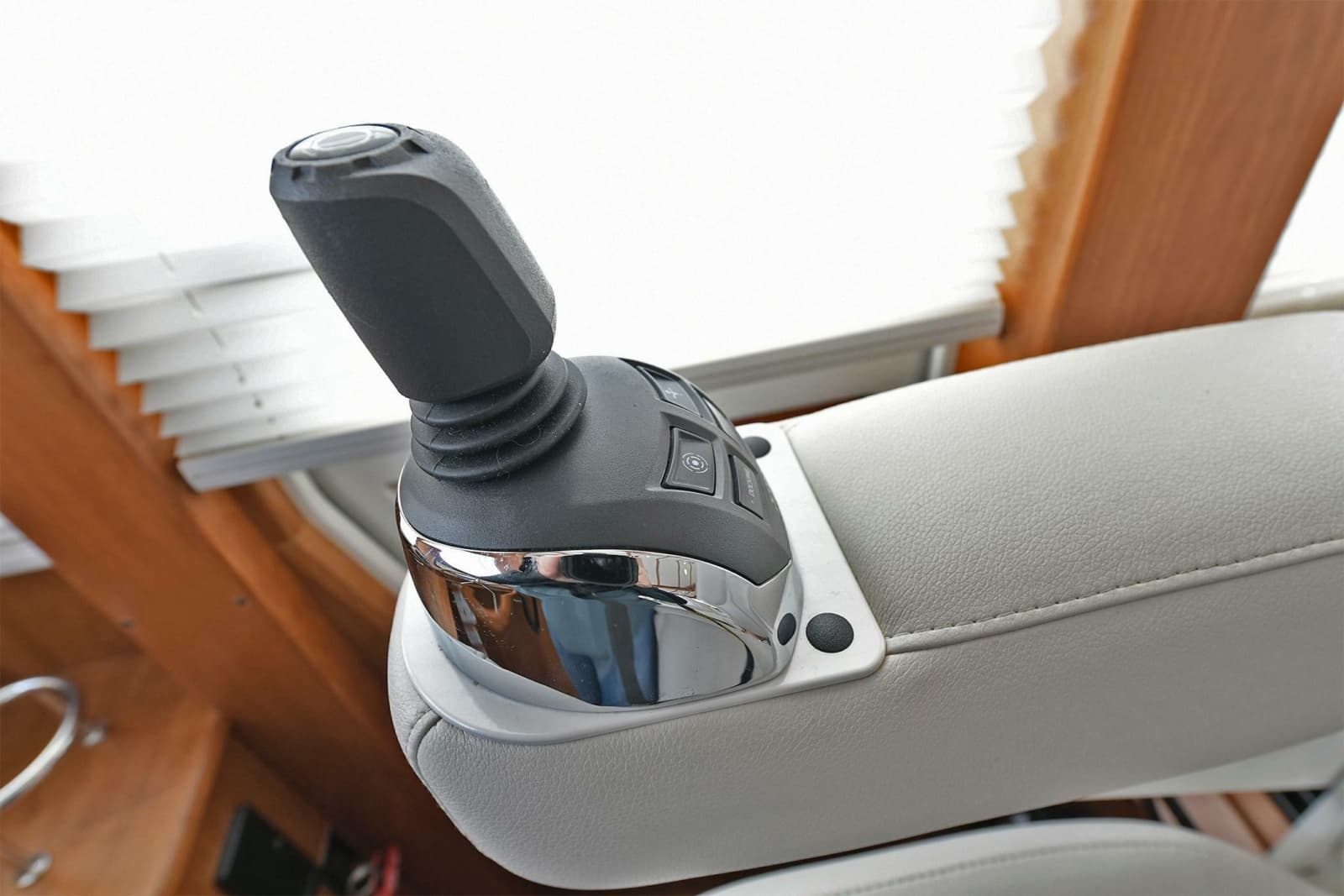 2021 Sabre 48 Salon Express